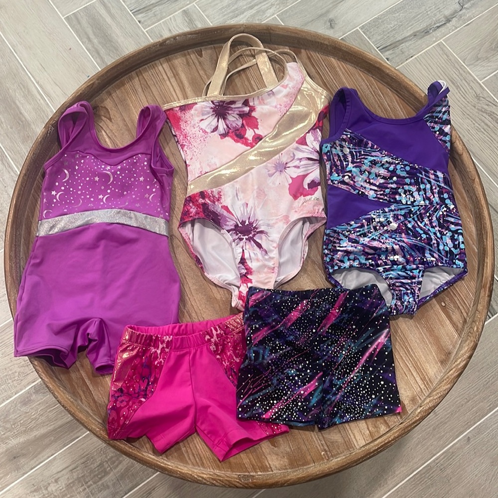 Girls dance clothes